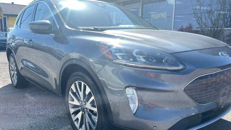 2021 Ford Escape Titanium