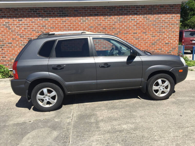 2007 Hyundai Tucson for sale at Greg Faulk Auto Sales Llc in Conway SC