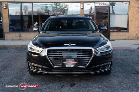 2017 Genesis G90