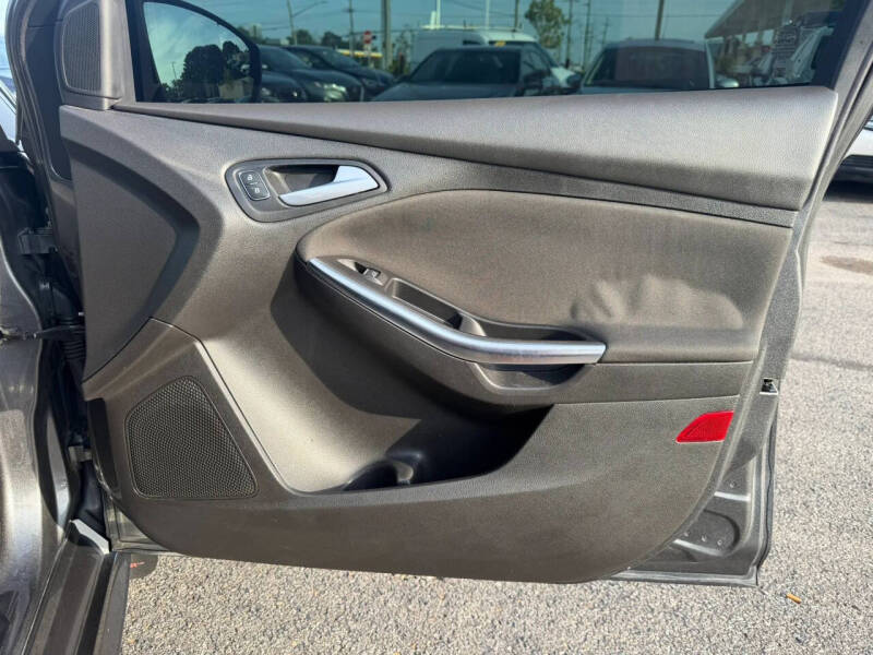 2018 Ford Focus ST