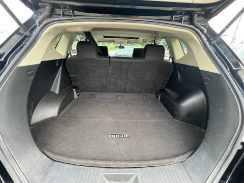 2012 Nissan Rogue SV w/SL Package