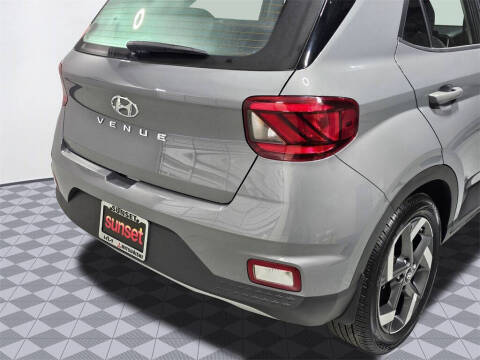 2022 Hyundai Venue SEL