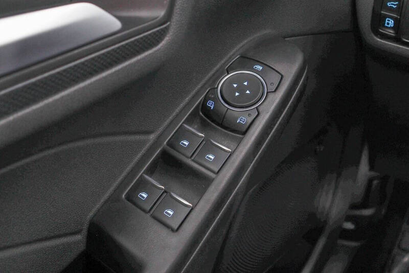 2023 Ford Escape Hybrid ST-Line Select