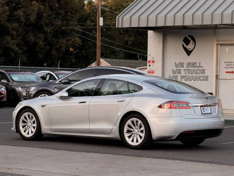 2016 Tesla Model S