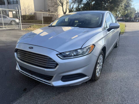 2013 Ford Fusion S