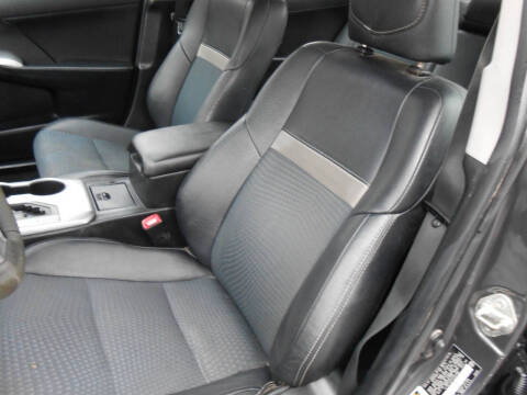 2014 Toyota Camry SE