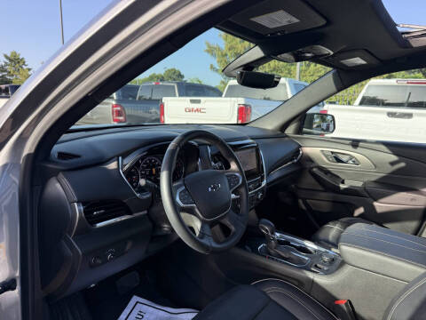 2023 Chevrolet Traverse Premier