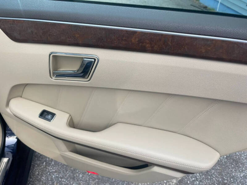 2011 Mercedes-Benz E-Class