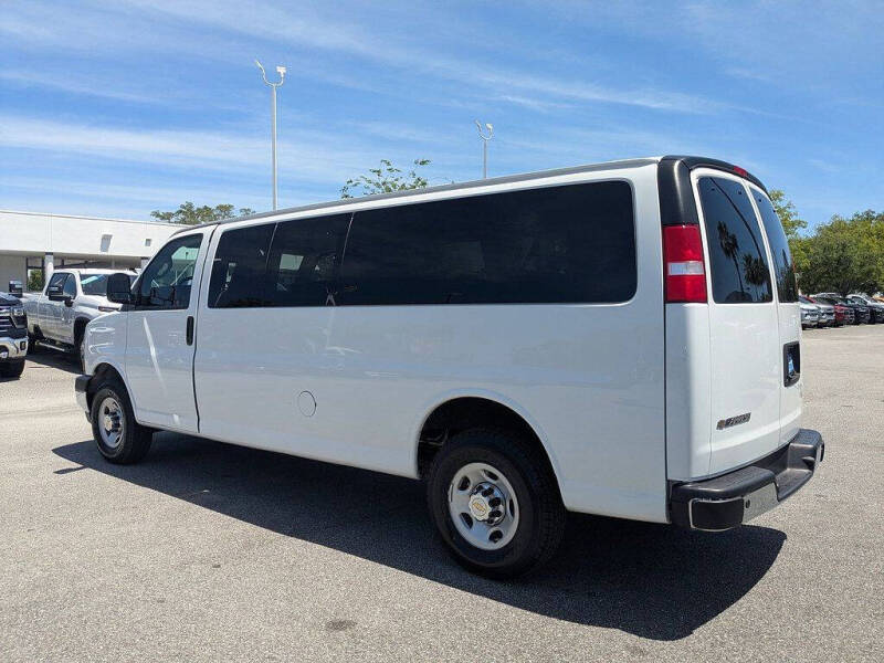2024 Chevrolet Express LT 3500