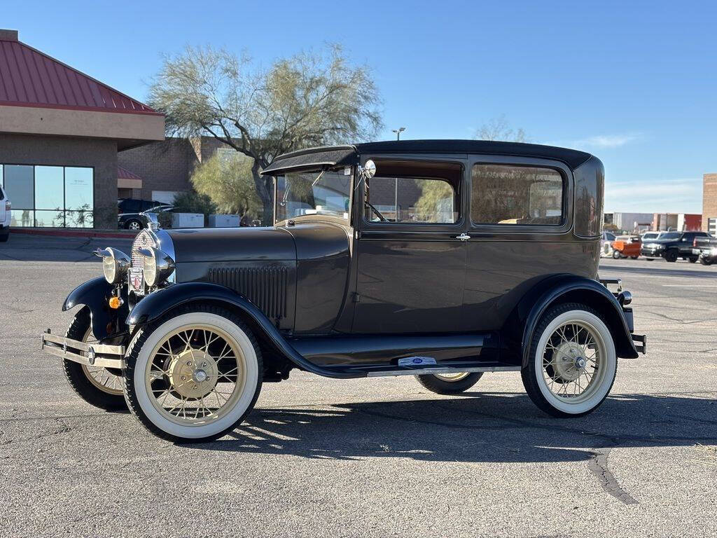 1929 Ford Model A 11
