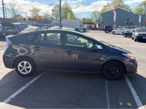 2012 Toyota Prius Four