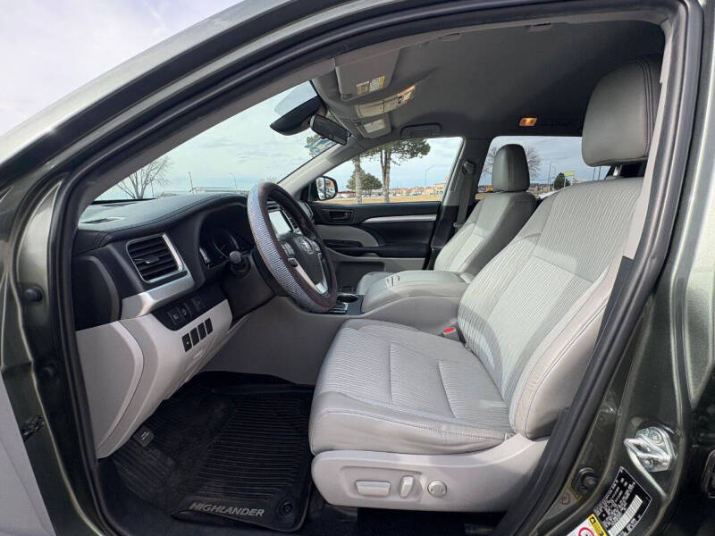 2019 Toyota Highlander LE Plus