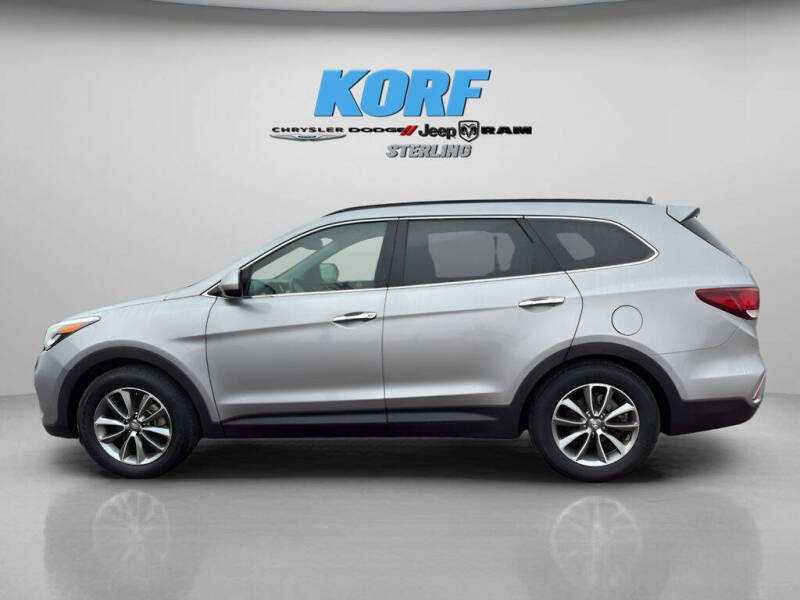 2018 Hyundai Santa Fe SE