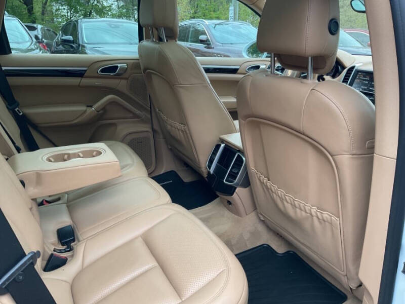 2016 Porsche Cayenne S