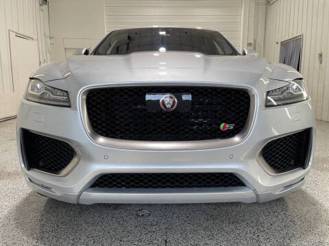 2020 Jaguar F-PACE S