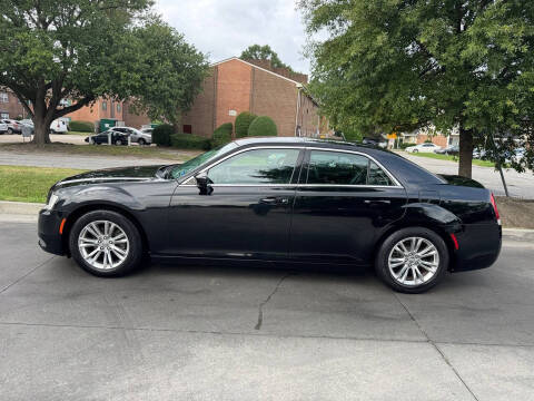 2017 Chrysler 300 Limited