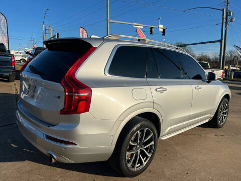 2018 Volvo XC90 T5 Momentum 5-Passenger