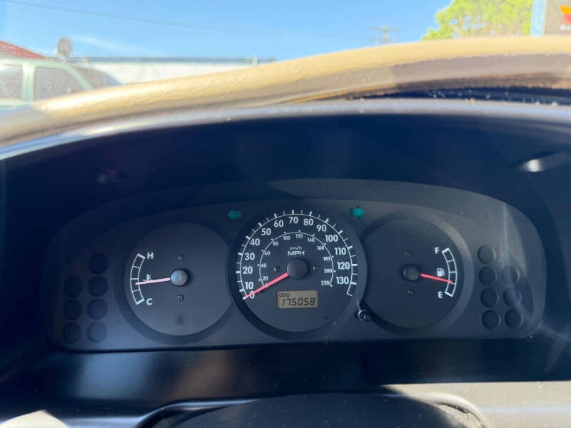 2003 Kia Spectra
