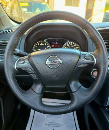 2018 Nissan Pathfinder Platinum