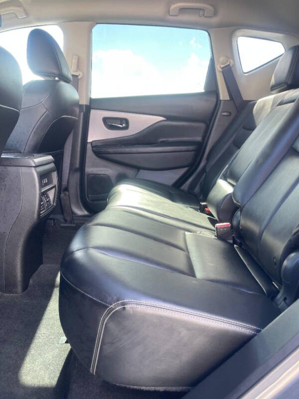 2022 Nissan Murano SV