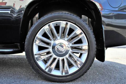 2012 Cadillac Escalade Luxury