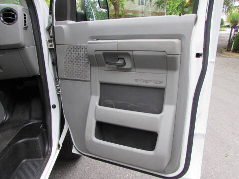 2011 Ford E-Series