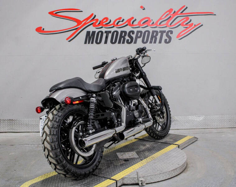 2016 Harley-Davidson Roadster