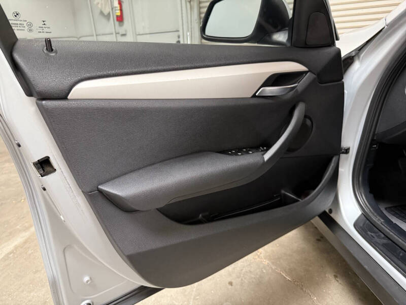 2015 BMW X1 sDrive28i