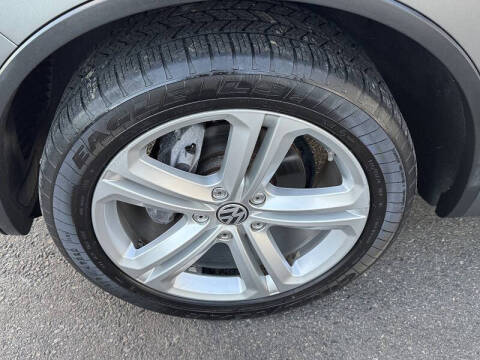 2014 Volkswagen Touareg V6 R-Line