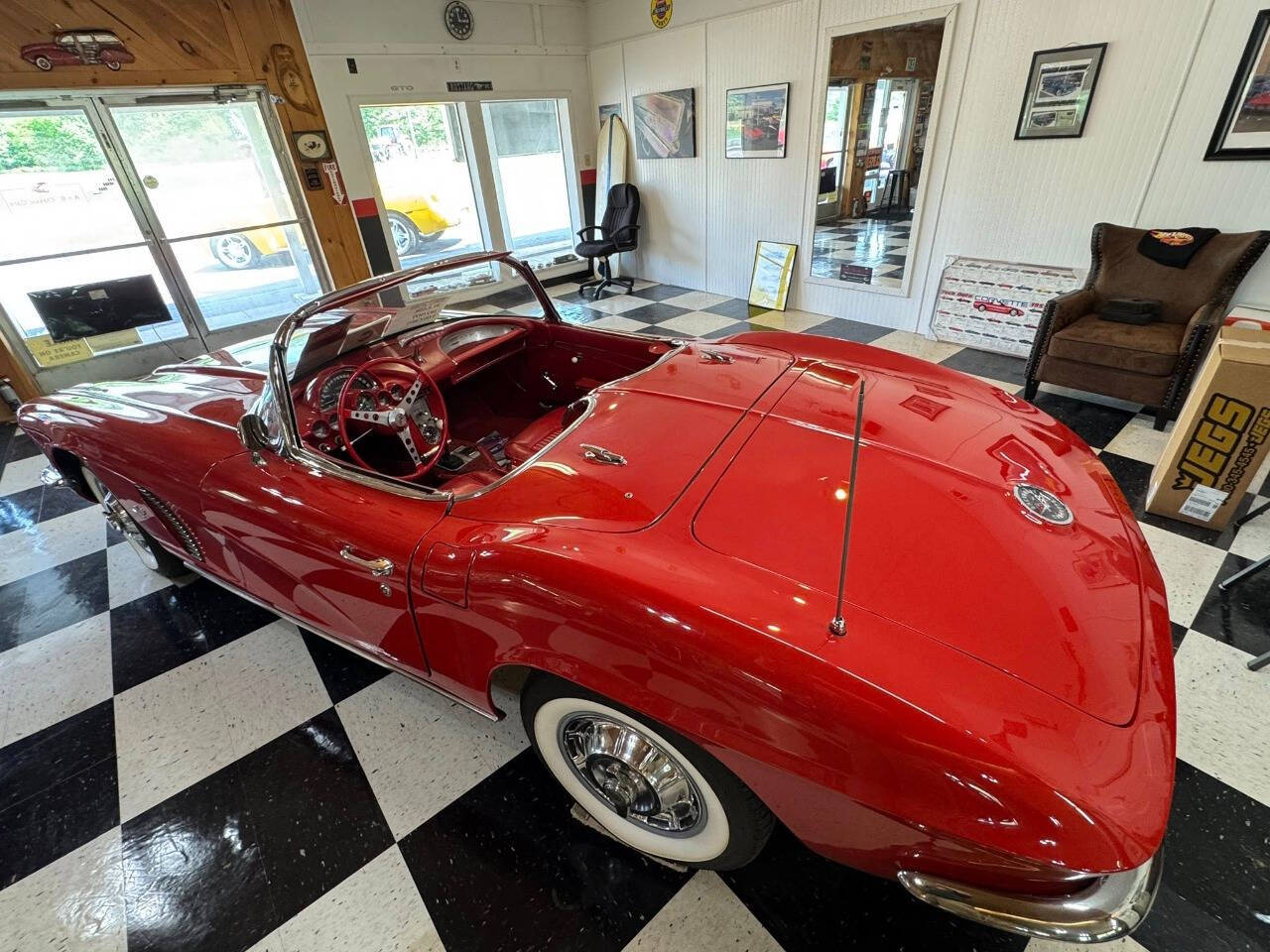1962 Chevrolet Corvette 28