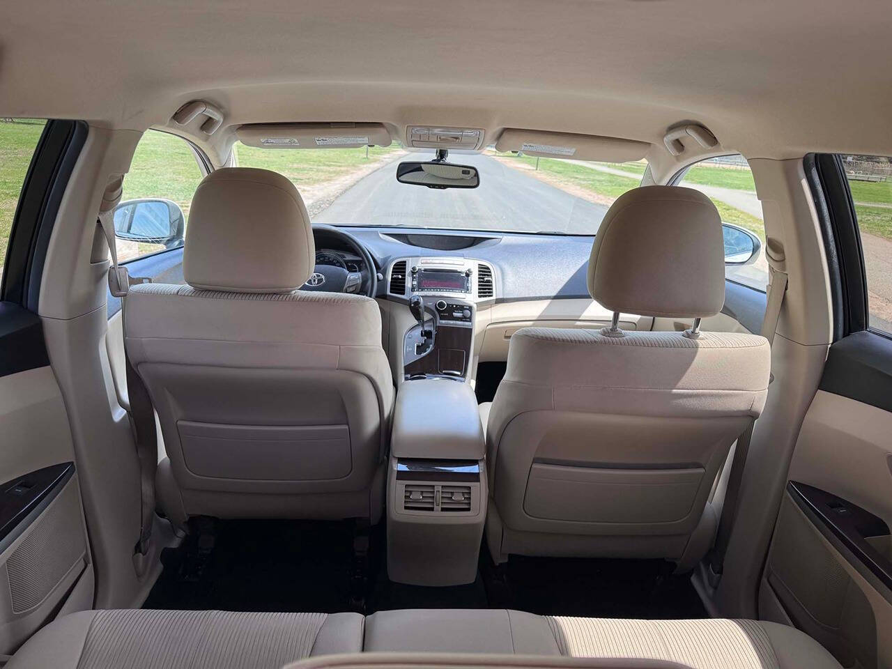 2011 Toyota Venza 33