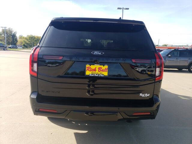 2025 Ford Expedition Platinum