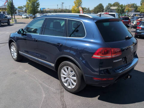 2012 Volkswagen Touareg VR6 Lux