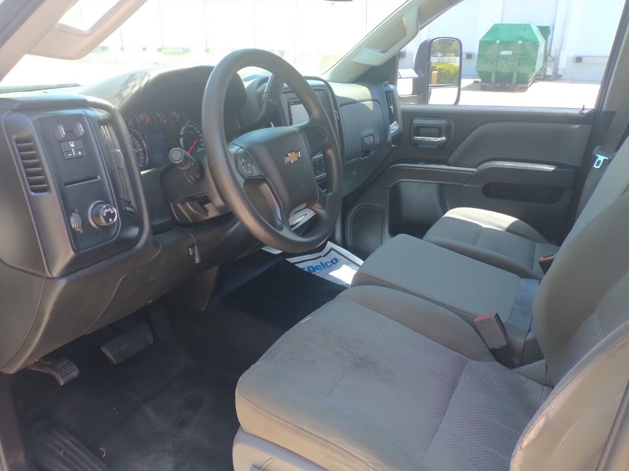 2015 Chevrolet Silverado Pickup - $12,950