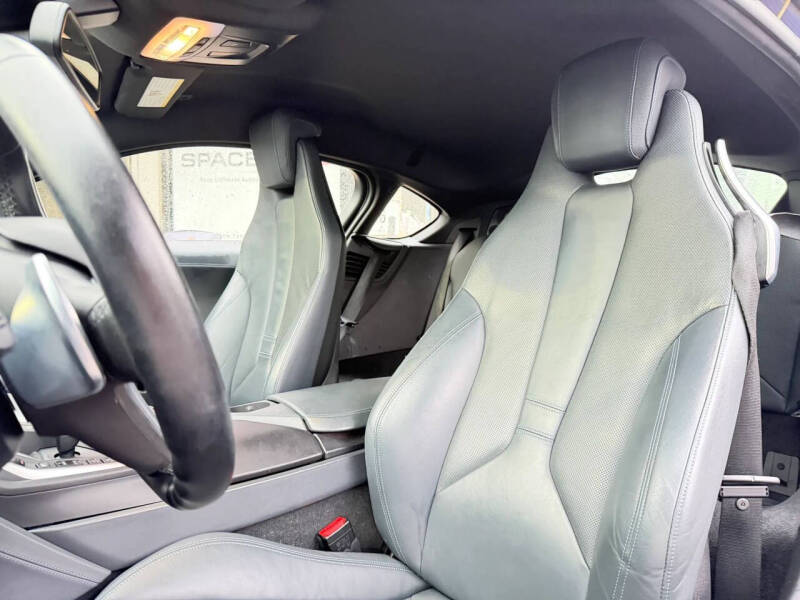 2015 BMW i8