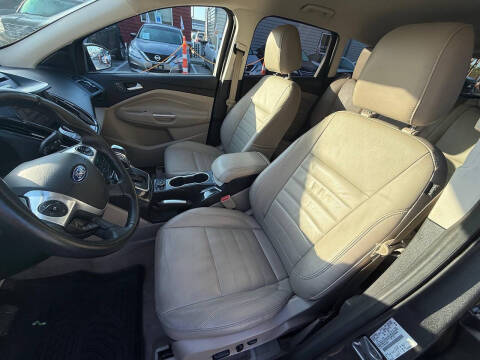 2014 Ford Escape Titanium