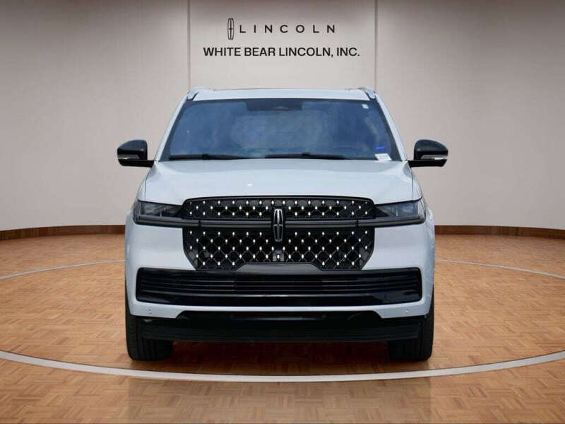 2025 Lincoln Navigator Black Label