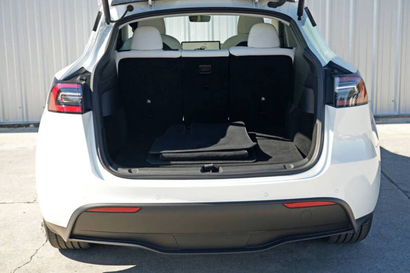 2022 Tesla Model Y Long Range