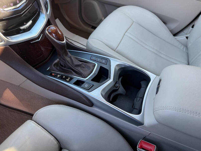 2016 Cadillac SRX Luxury Collection