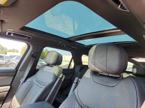 2025 Land Rover Range Rover Sport P360 SE