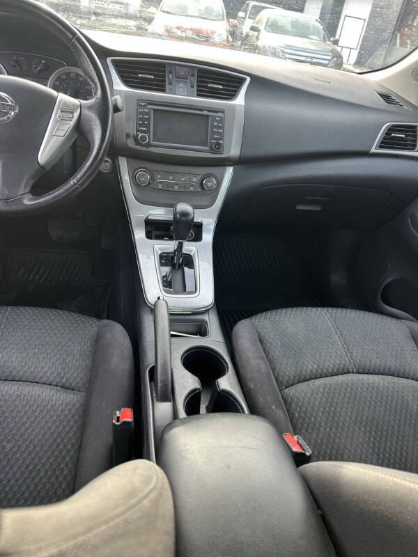 2013 Nissan Sentra SR