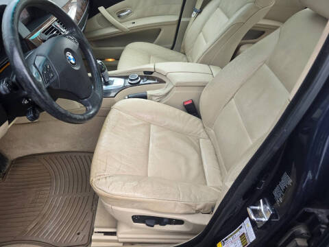 2008 BMW 5 Series 528xi