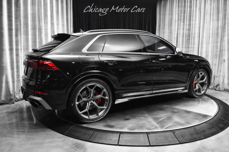 2025 Audi RS Q8 performance 4.0T quattro