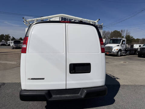 2020 Chevrolet Express 2500