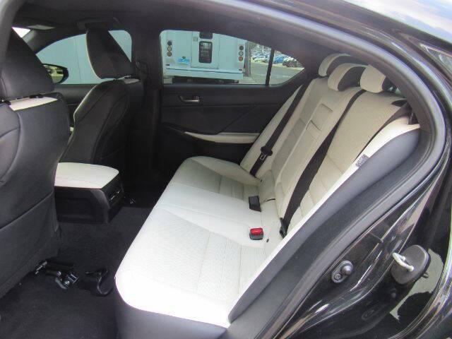 2023 Lexus IS 350 F SPORT