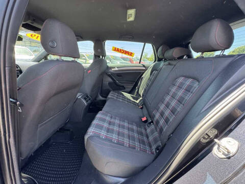 2019 Volkswagen Golf GTI S