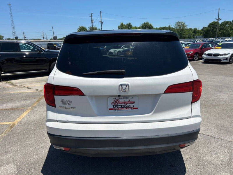 2016 Honda Pilot LX