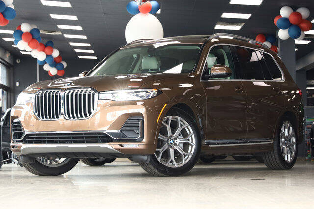 2020 BMW X7 for sale at CTCG AUTOMOTIVE in Newark NJ