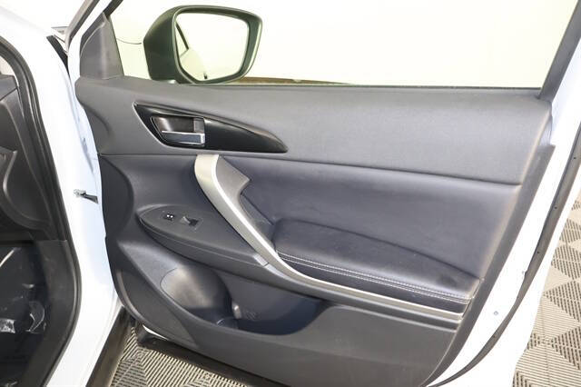 2022 Mitsubishi Eclipse Cross SE