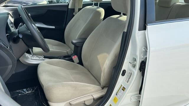 2013 Toyota Corolla LE